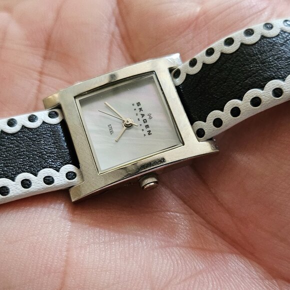 Skagen Denmark Women Wrist Watch Black Genuine Leather Strap Analog main image 4